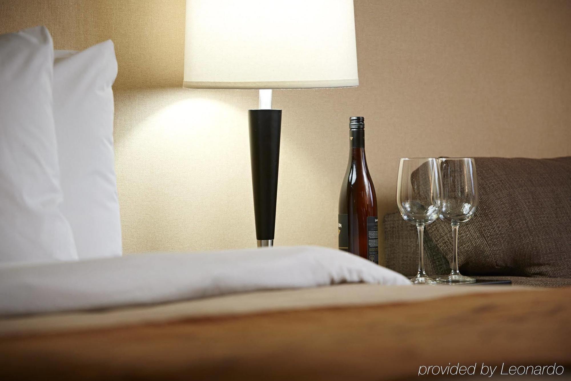 Comfort Airport Inn